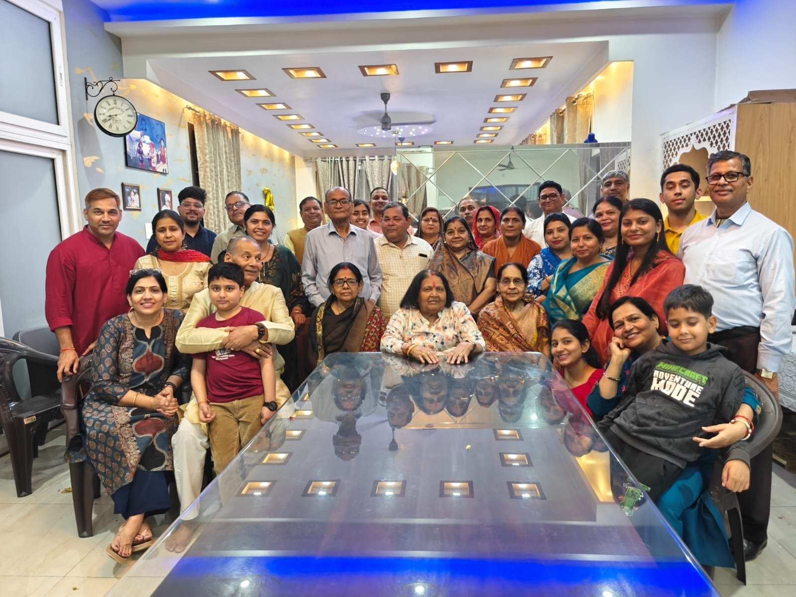 जीवन के 75 वासंती फूल खिले